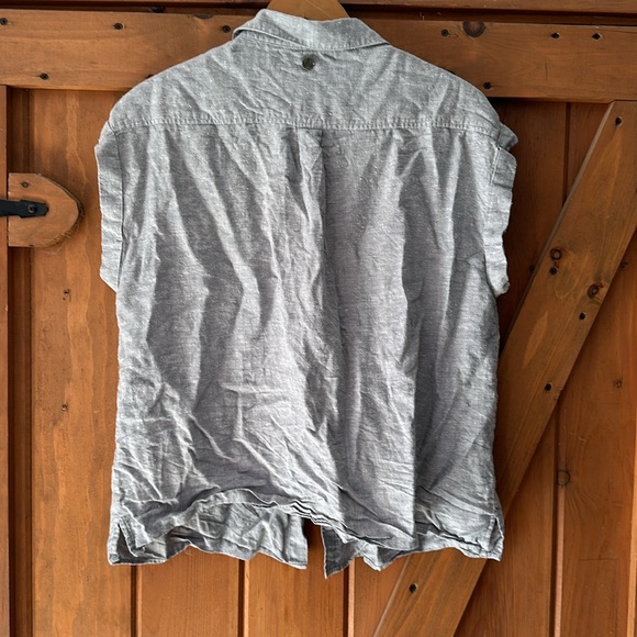 Hemp short sleeve button down - Picture 3 of 3